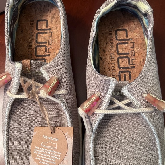 Hey Dude Wendy Eco Sox Tan Casual Shoes sz 7 - Picture 3 of 5